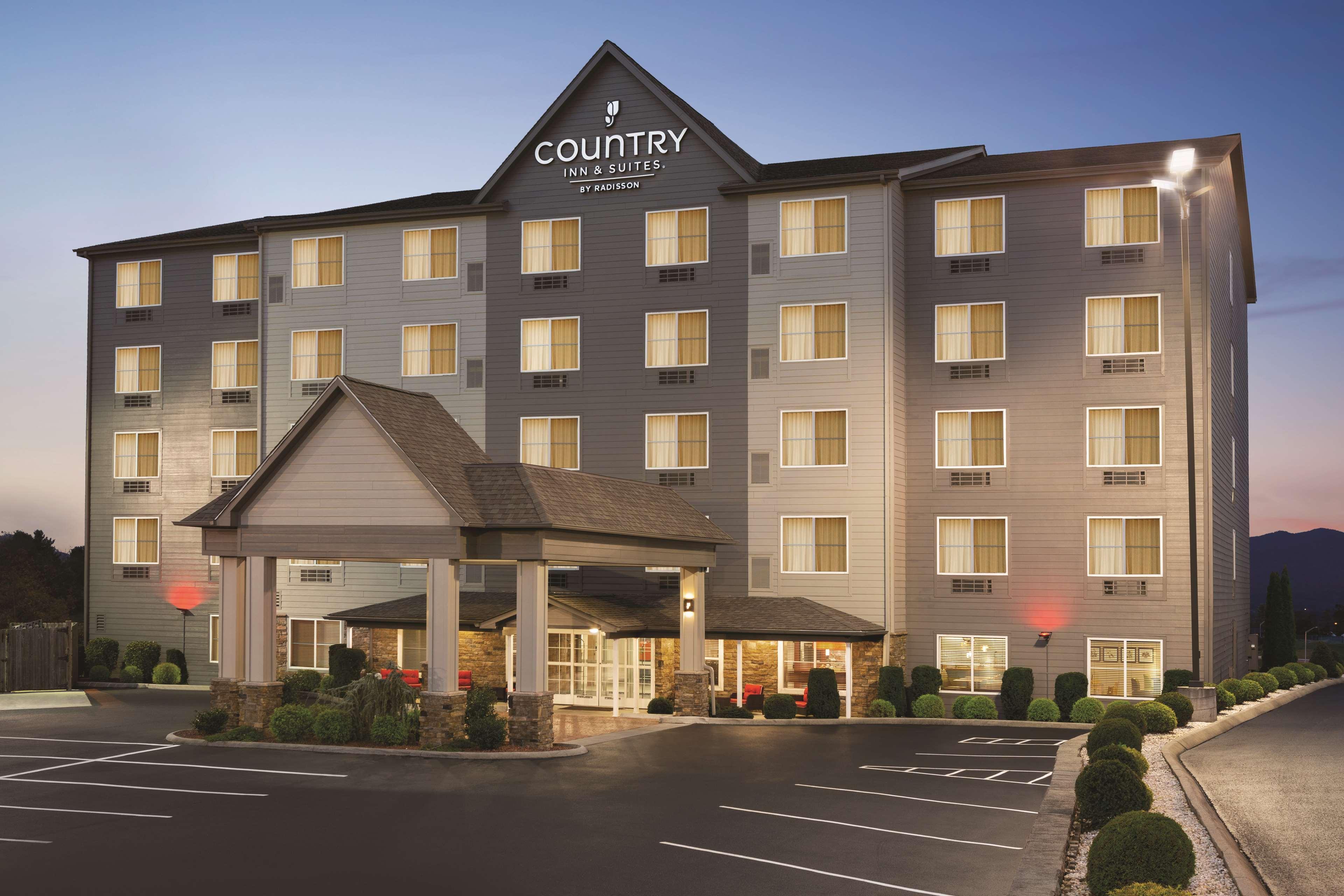 Country Inn & Suites By Radisson, Wytheville, Va ภายนอก รูปภาพ