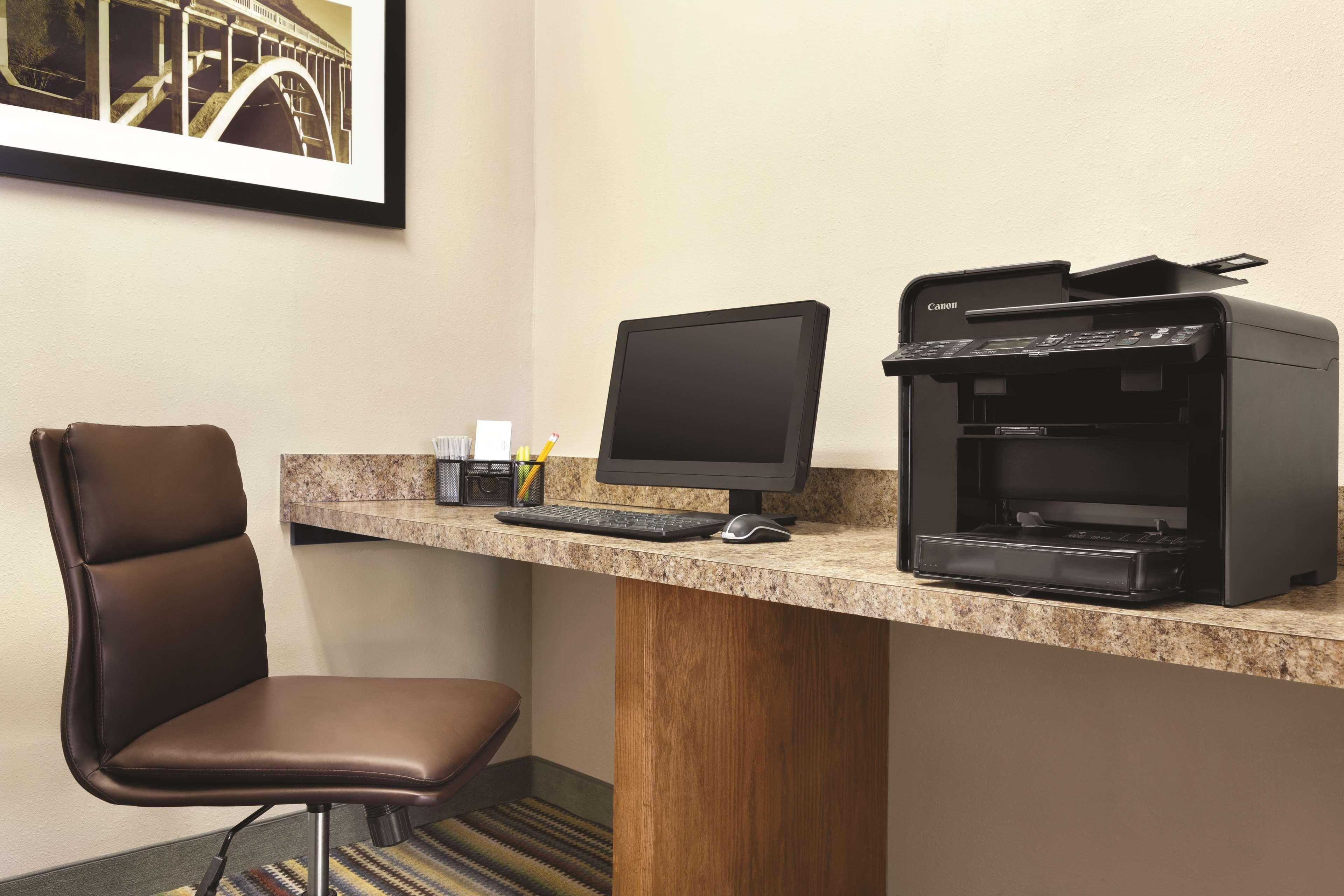 Country Inn & Suites By Radisson, Wytheville, Va ภายนอก รูปภาพ