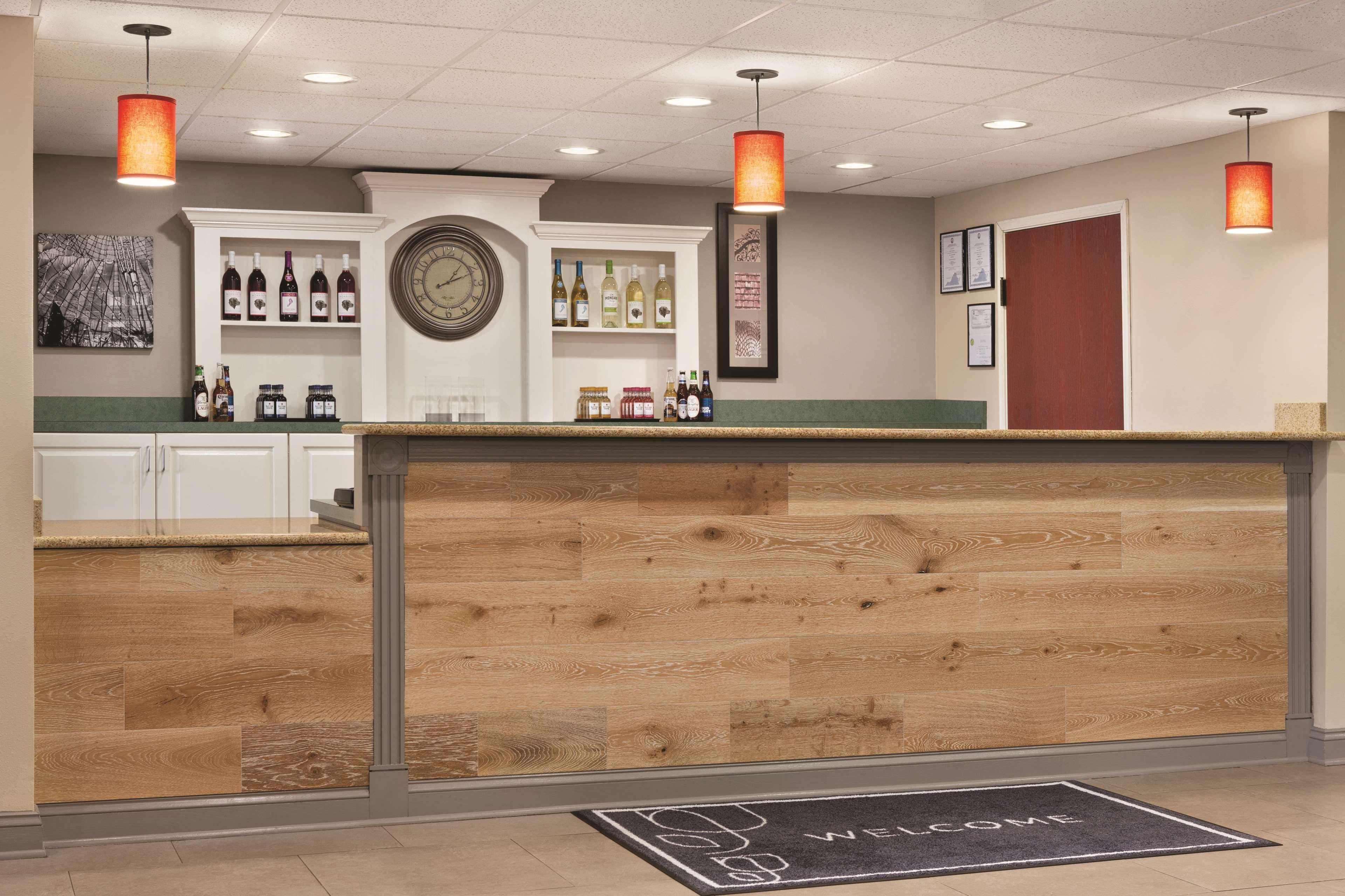 Country Inn & Suites By Radisson, Wytheville, Va ภายนอก รูปภาพ