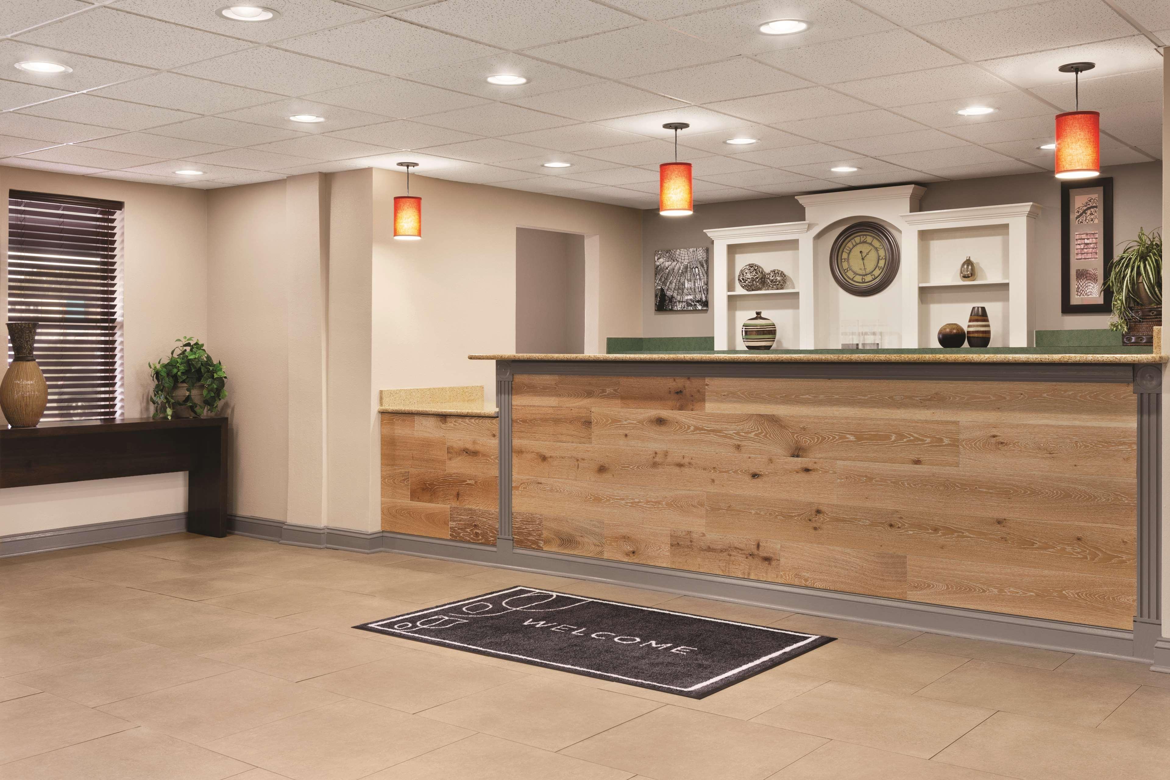 Country Inn & Suites By Radisson, Wytheville, Va ภายนอก รูปภาพ
